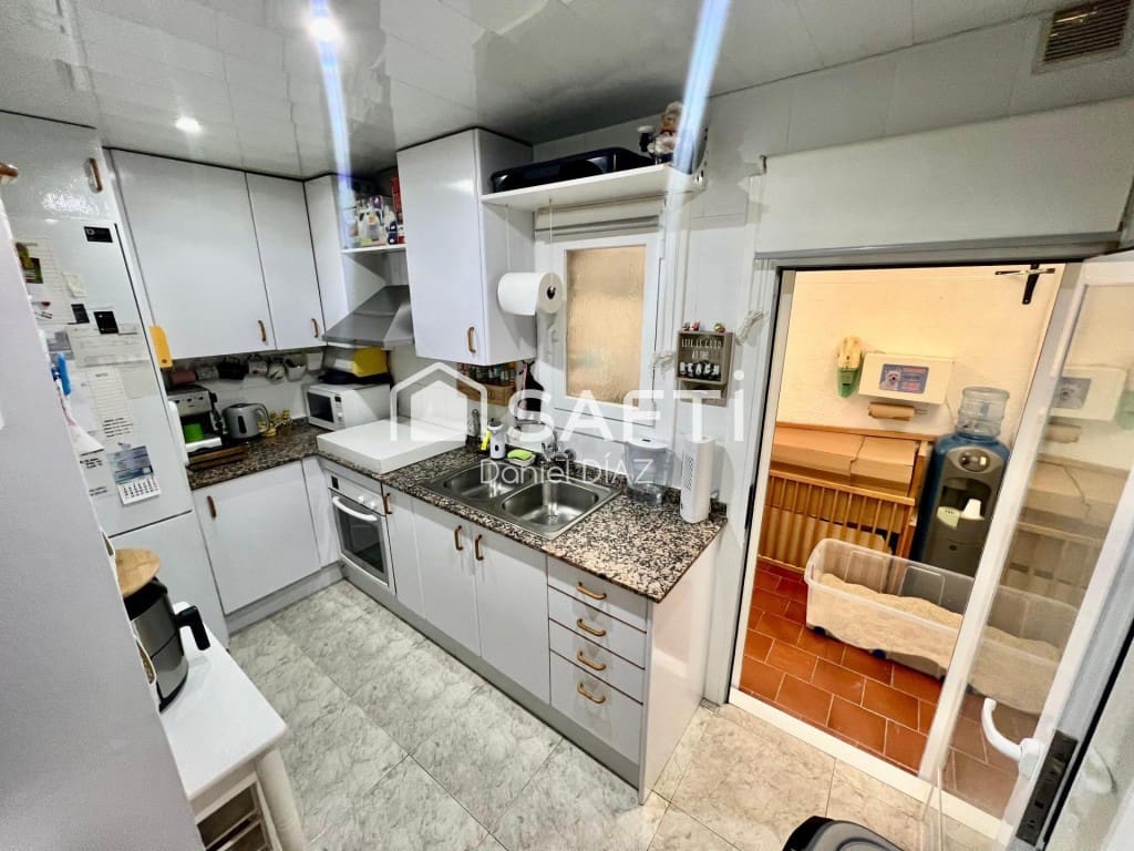 4 bedroom Apartment for sale in Sils - € 186,780 (Ref: 9595403)