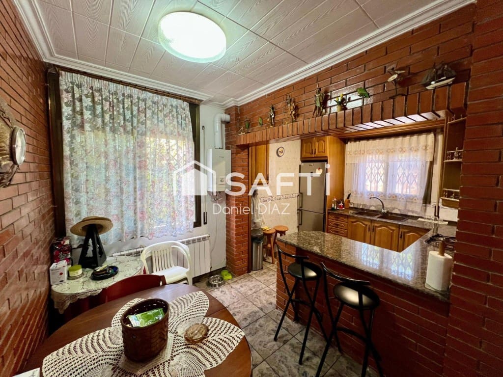 5 chambre Villa/Maison à vendre à Macanet de la Selva - 265 000 € (Ref: 9595405)