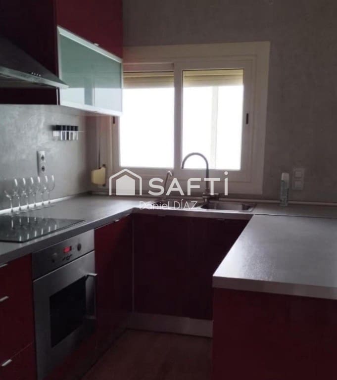 Piso de 2 habitaciones en Malgrat de Mar en venta con piscina - 165.000 € (Ref: 9595406)