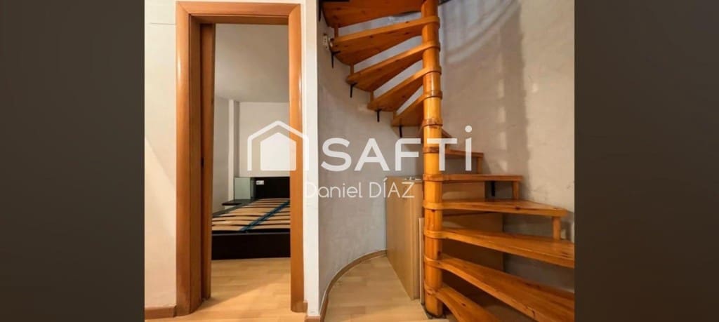 Piso de 2 habitaciones en Malgrat de Mar en venta con piscina - 165.000 € (Ref: 9595406)