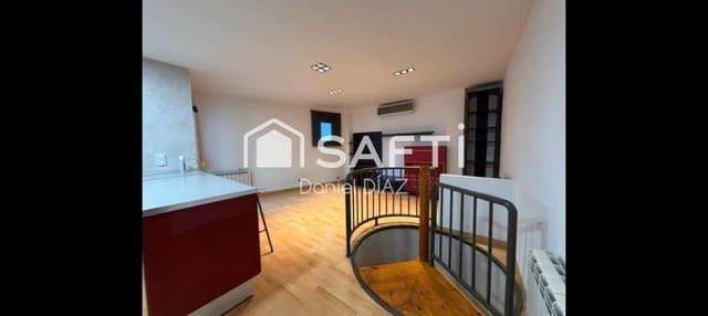 Piso de 2 habitaciones en Malgrat de Mar en venta con piscina - 165.000 € (Ref: 9595406)