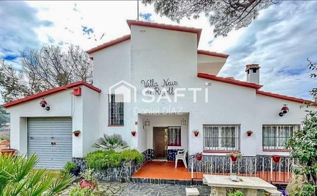 4 chambre Villa/Maison à vendre à Macanet de la Selva avec piscine garage - 290 000 € (Ref: 9595407)