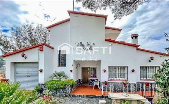 4 chambre Villa/Maison à vendre à Mas Altaba, Maçanet de la Selva avec piscine garage - 290 000 € (Ref: 9595407)