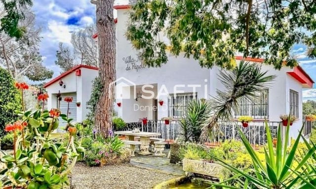 4 chambre Villa/Maison à vendre à Mas Altaba, Maçanet de la Selva avec piscine garage - 290 000 € (Ref: 9595407)