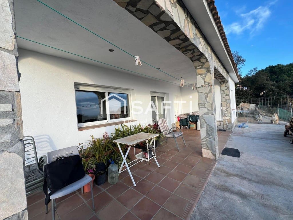 3 soveværelse Finca/Landehus til salg i Vidreres med garage - € 290.000 (Ref: 9595409)