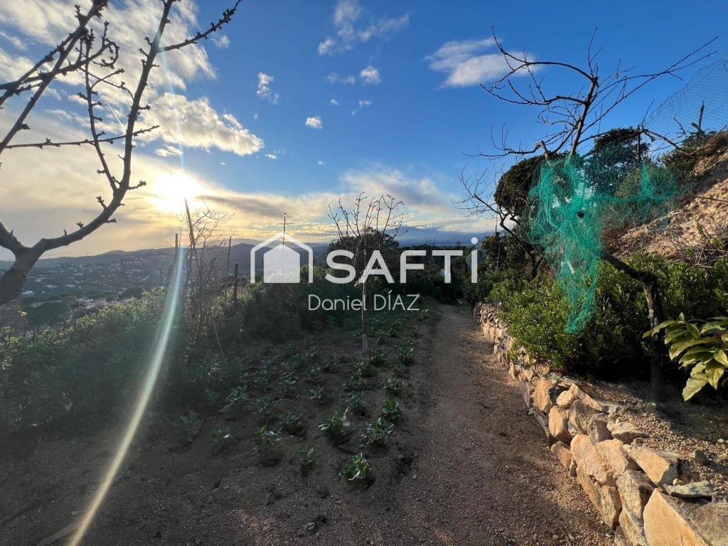 3 soveværelse Finca/Landehus til salg i Vidreres med garage - € 290.000 (Ref: 9595409)