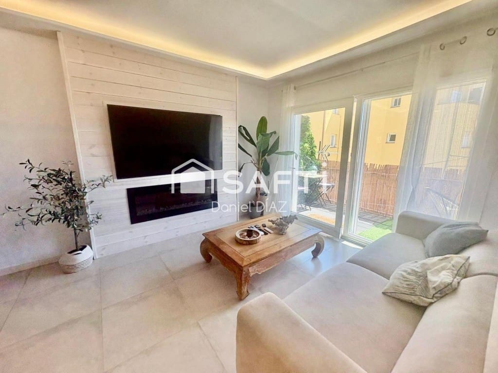 2 slaapkamer Appartement te koop in Platja d'Aro - € 289.000 (Ref: 9595415)