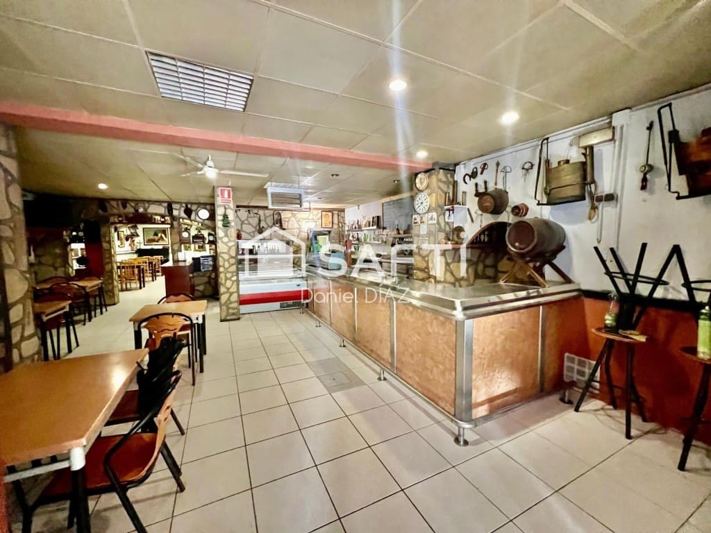 5 slaapkamer Finca/Landhuis te koop in Llica d'Amunt met zwembad - € 460.000 (Ref: 9595417)