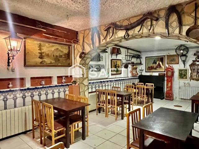 5 slaapkamer Finca/Landhuis te koop in Lliçà d'Amunt met zwembad - € 460.000 (Ref: 9595417)