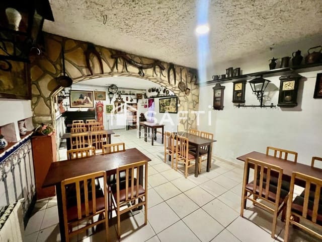 5 slaapkamer Finca/Landhuis te koop in Lliçà d'Amunt met zwembad - € 460.000 (Ref: 9595417)