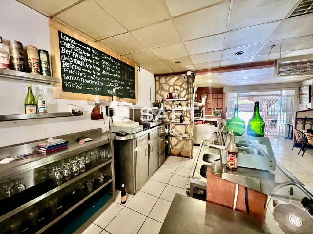 5 slaapkamer Finca/Landhuis te koop in Llica d'Amunt met zwembad - € 460.000 (Ref: 9595417)