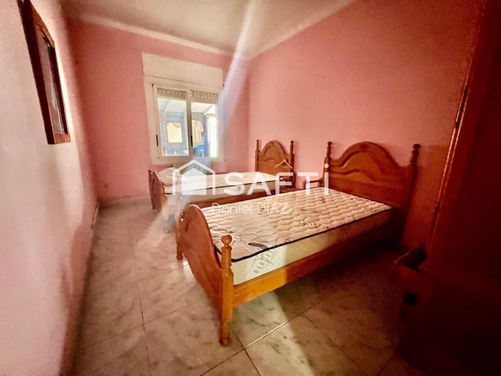 5 slaapkamer Finca/Landhuis te koop in Llica d'Amunt met zwembad - € 460.000 (Ref: 9595417)