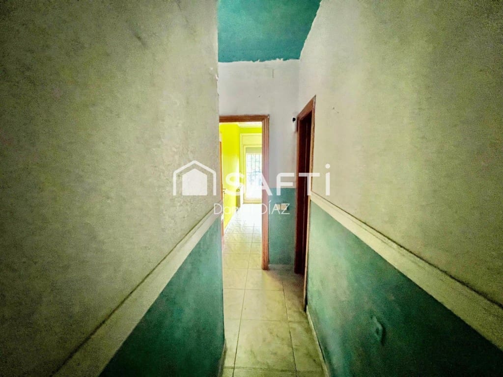 5 slaapkamer Finca/Landhuis te koop in Llica d'Amunt met zwembad - € 460.000 (Ref: 9595417)