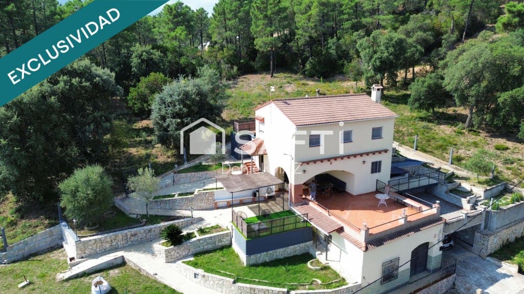 6 soverom Villa til salgs i Tordera med svømmebasseng garasje - € 380 000 (Ref: 9595419)