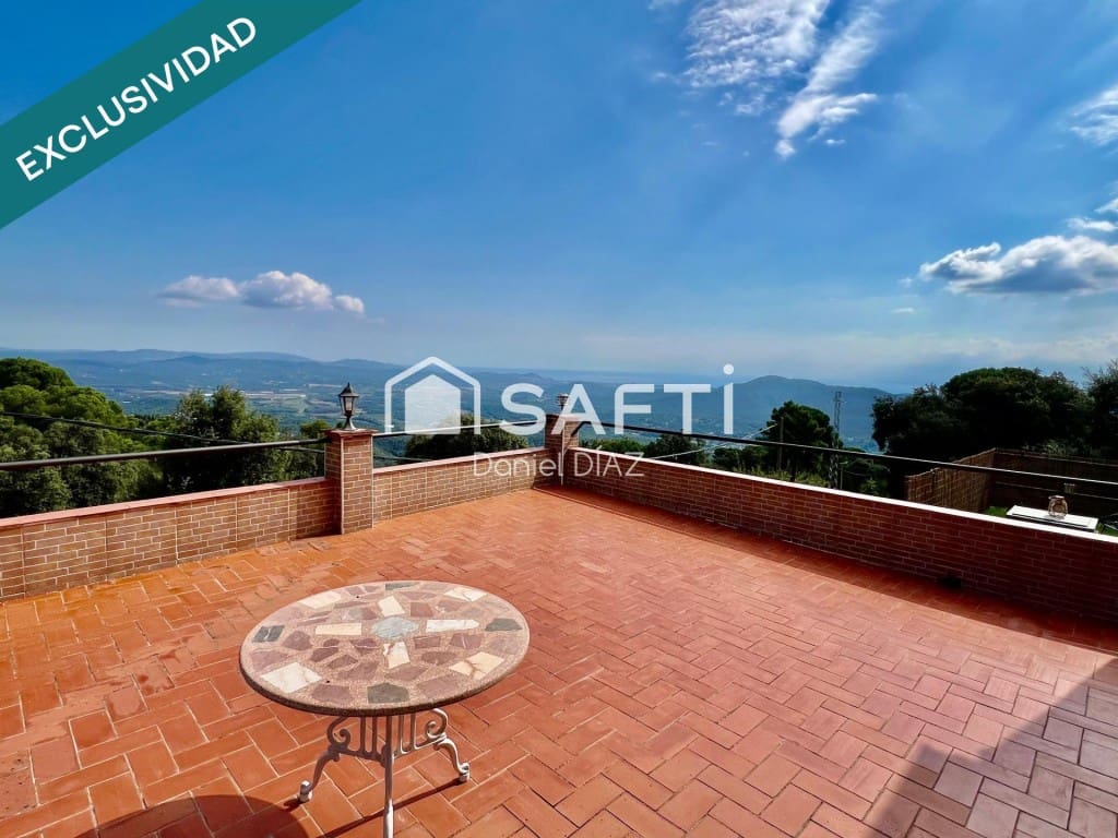 6 soverom Villa til salgs i Tordera med svømmebasseng garasje - € 380 000 (Ref: 9595419)