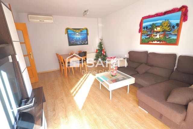 4 chambre Appartement à vendre à Pineda de Mar avec garage - 230 000 € (Ref: 9595424)