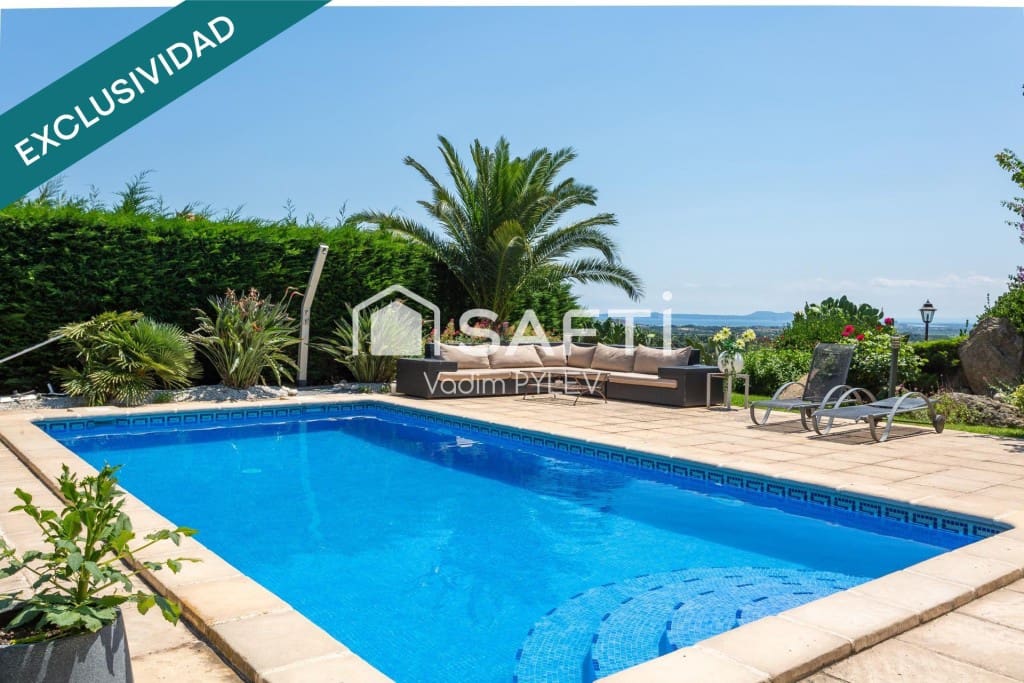 Kaupallinen myytävänä paikassa Palau-saverdera - 1 100 000 € (Ref: 9595427)