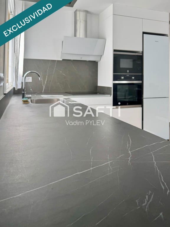 3 makuuhuone Huvila myytävänä paikassa Empuriabrava - 530 000 € (Ref: 9595428)