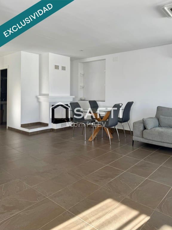 3 makuuhuone Huvila myytävänä paikassa Empuriabrava - 530 000 € (Ref: 9595428)