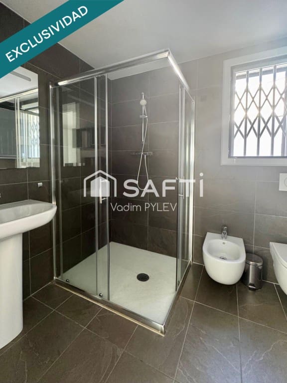 3 makuuhuone Huvila myytävänä paikassa Empuriabrava - 530 000 € (Ref: 9595428)