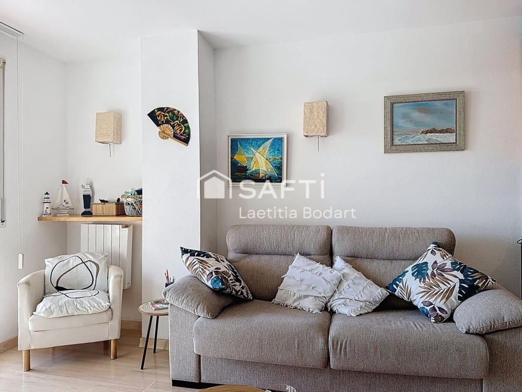 2 slaapkamer Appartement te koop in Roses met zwembad - € 209.000 (Ref: 9595432)