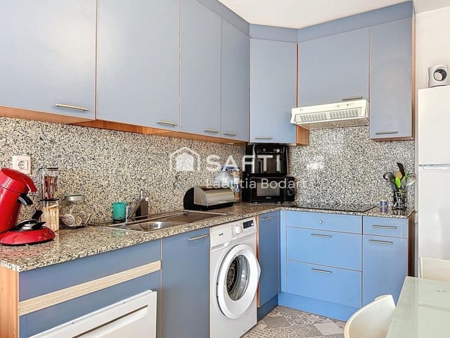 2 slaapkamer Appartement te koop in Santa Margarida, Roses met zwembad - € 209.000 (Ref: 9595432)