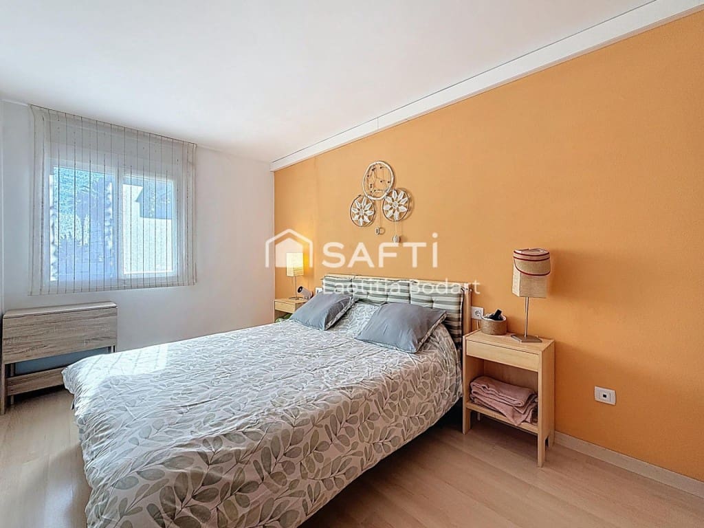 2 slaapkamer Appartement te koop in Roses met zwembad - € 209.000 (Ref: 9595432)