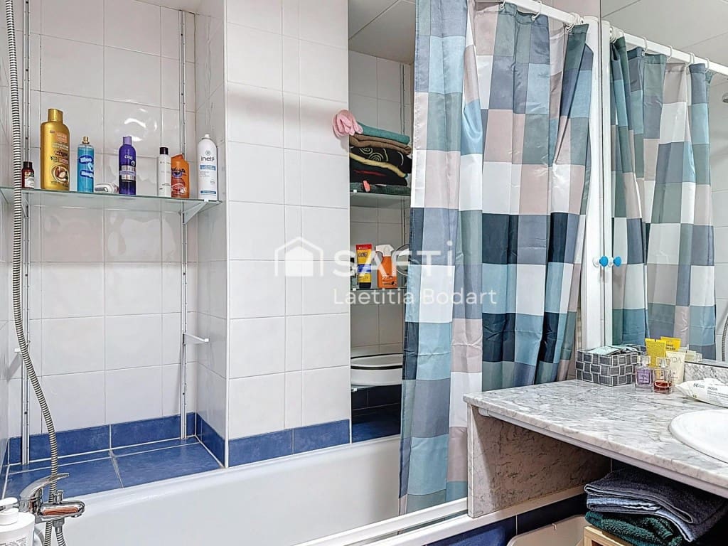 2 slaapkamer Appartement te koop in Roses met zwembad - € 209.000 (Ref: 9595432)