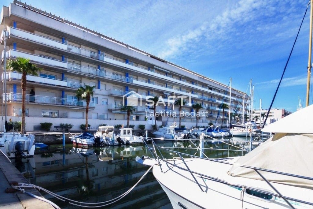 2 slaapkamer Appartement te koop in Roses met zwembad - € 209.000 (Ref: 9595432)