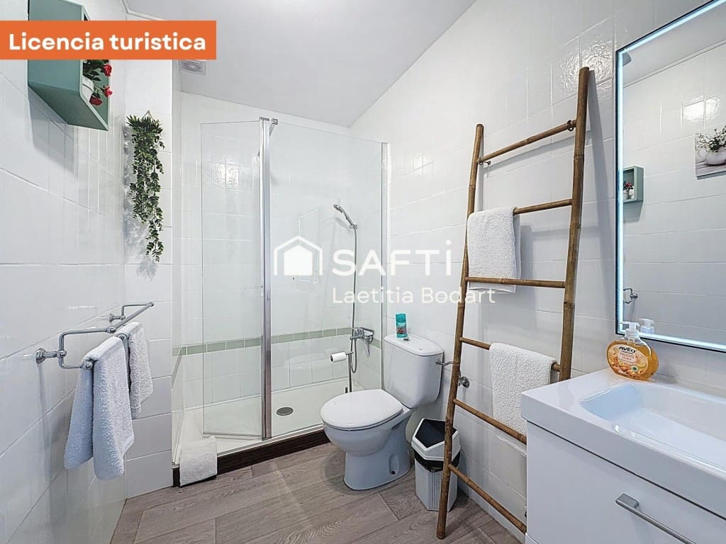 2 makuuhuone Kattohuoneisto myytävänä paikassa Empuriabrava mukana 
autotalli - 435 000 € (Ref: 9595433)