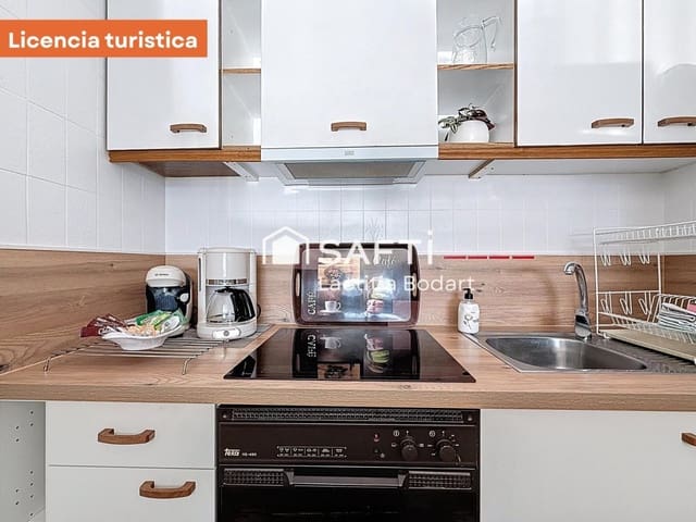 2 makuuhuone Kattohuoneisto myytävänä paikassa Empuriabrava, Castelló d'Empúries mukana 
autotalli - 435 000 € (Ref: 9595433)