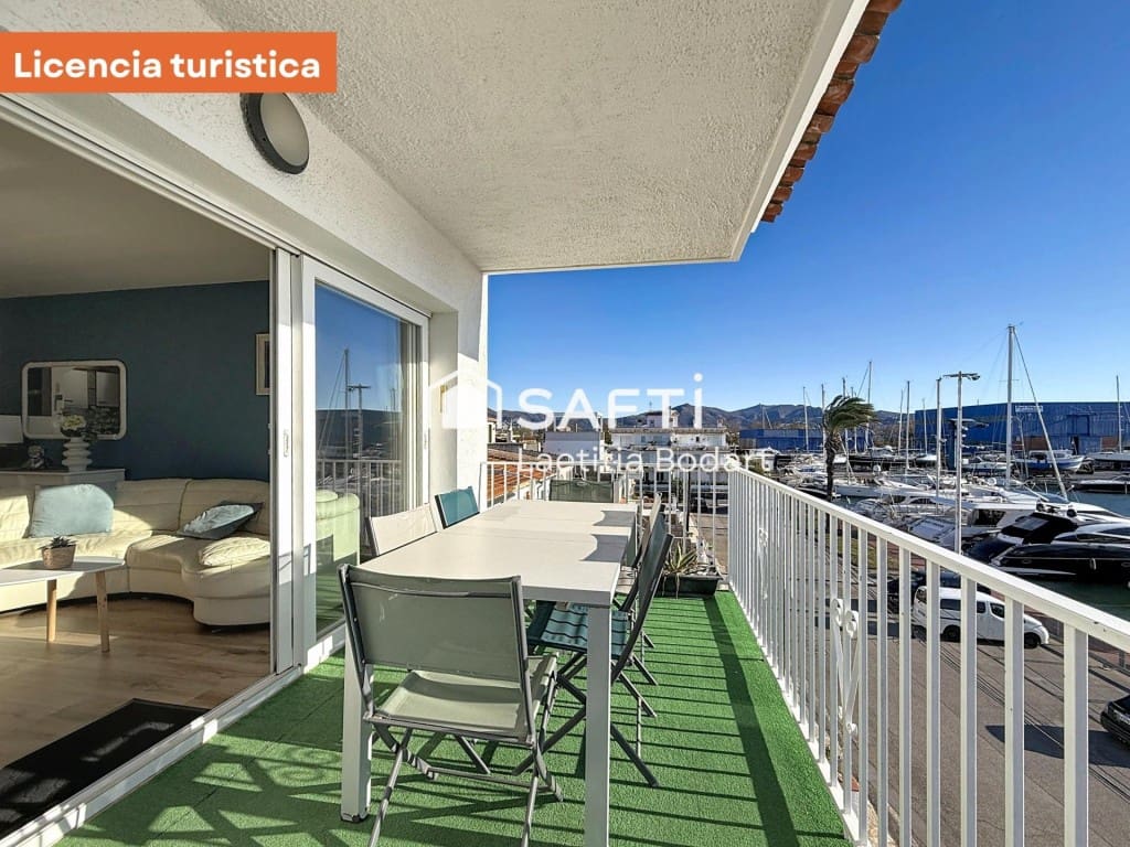 2 makuuhuone Kattohuoneisto myytävänä paikassa Empuriabrava mukana 
autotalli - 435 000 € (Ref: 9595433)