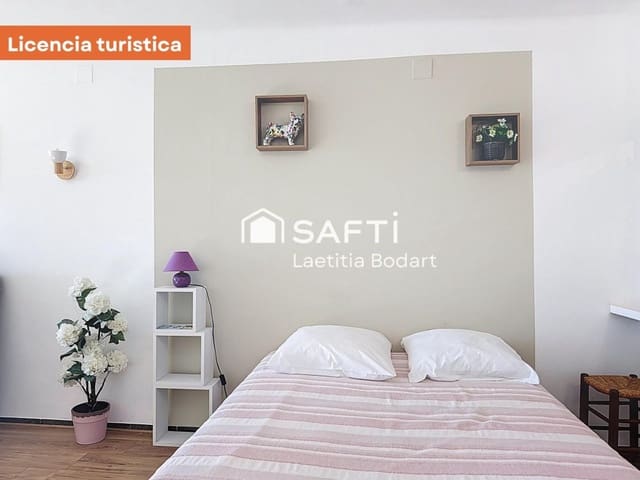 Yksiö myytävänä paikassa Empuriabrava, Castelló d'Empúries - 190 000 € (Ref: 9595436)