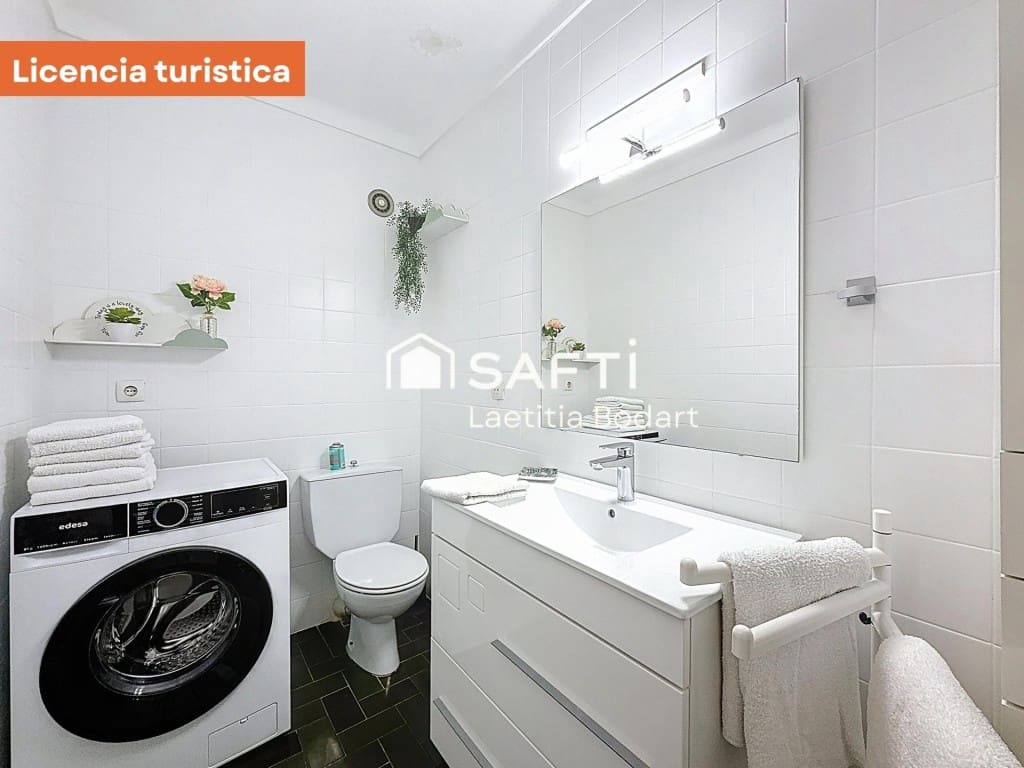 Yksiö myytävänä paikassa Empuriabrava - 222 000 € (Ref: 9595438)