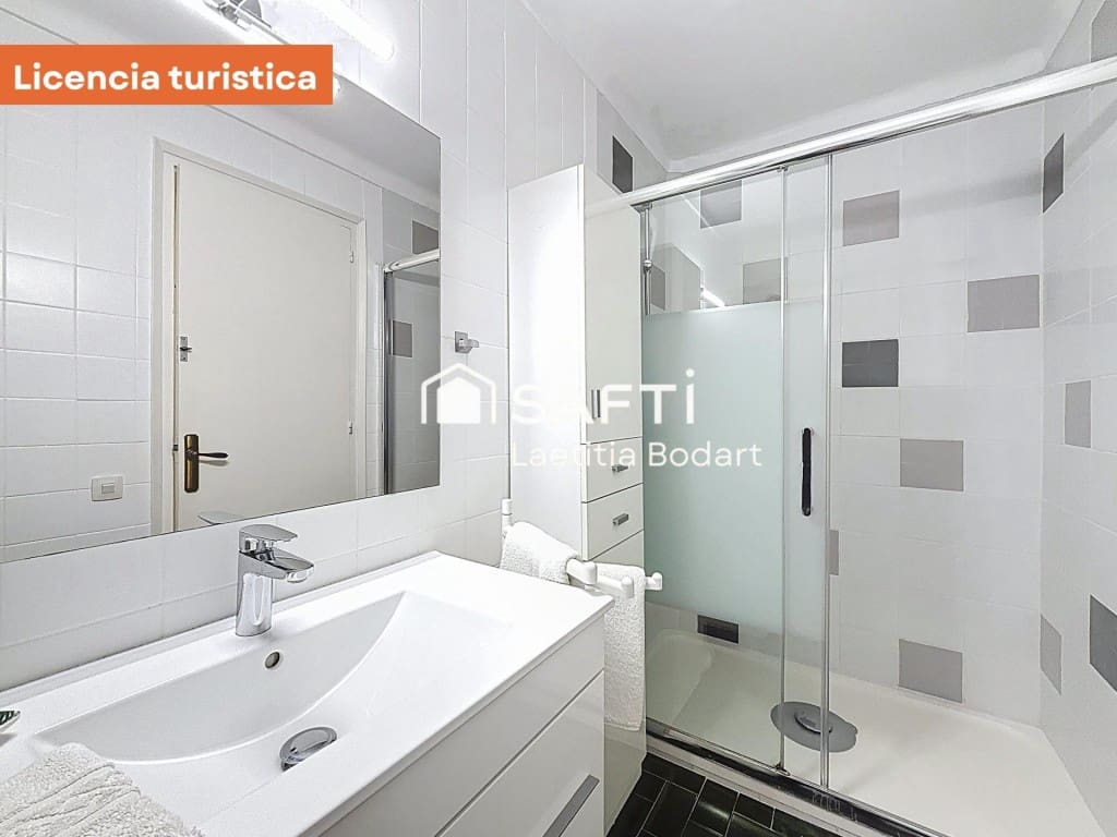 Yksiö myytävänä paikassa Empuriabrava - 222 000 € (Ref: 9595438)