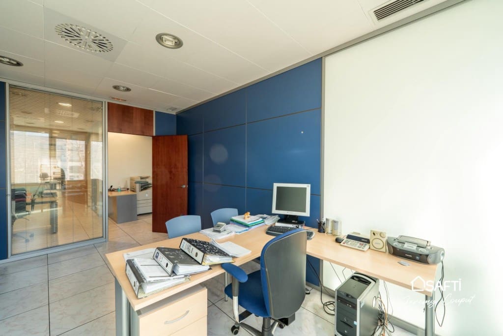 Kontor til salg i Empuriabrava - € 289.000 (Ref: 9595443)