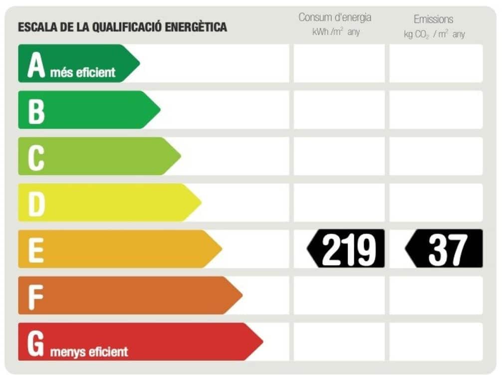 4 makuuhuone Huvila myytävänä paikassa Empuriabrava mukana uima-altaan 
autotalli - 945 000 € (Ref: 9595444)