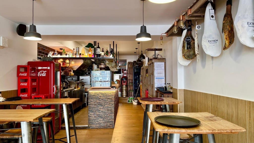 Erhverv til salg i Empuriabrava - € 129.000 (Ref: 9595449)