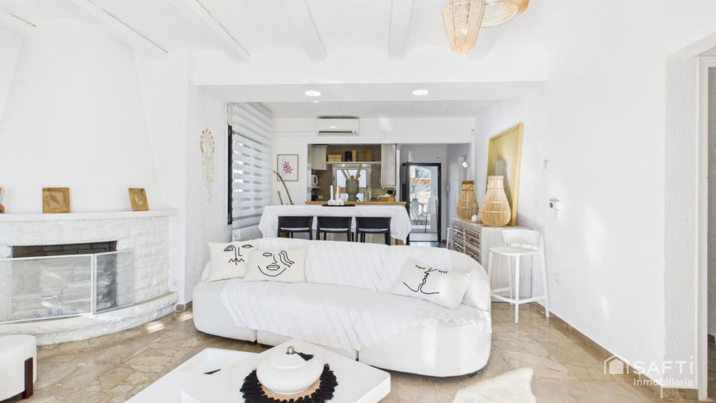 3 Zimmer Villa zu verkaufen in Empuriabrava mit Pool Garage - 1.390.000 € (Ref: 9595451)