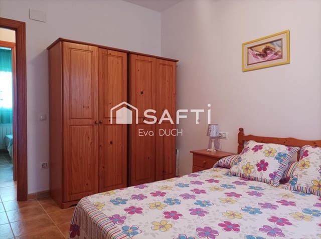 4 chambre Villa/Maison à vendre à Maçanet de la Selva avec piscine garage - 253 000 € (Ref: 9595453)