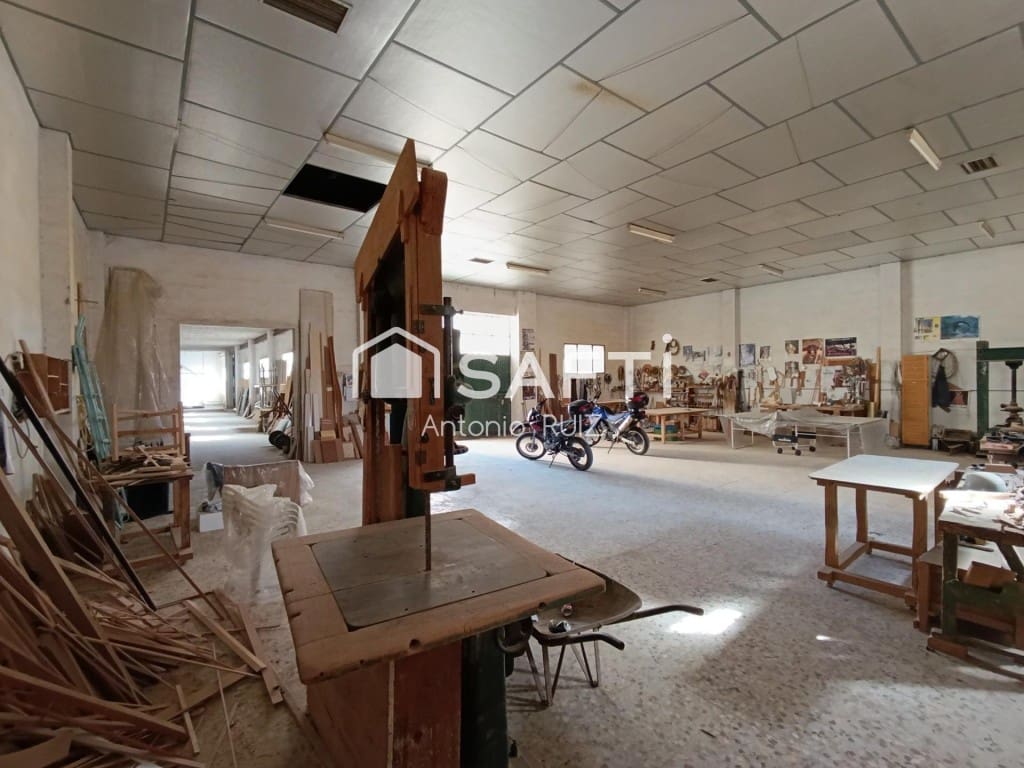 Local Commercial à vendre à Jodar - 310 000 € (Ref: 9595461)