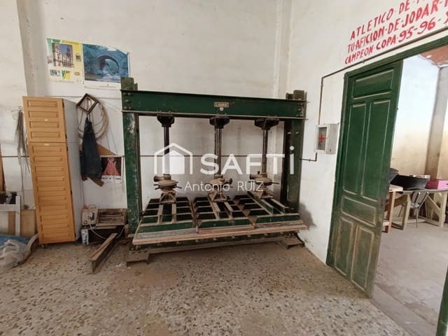 Local Commercial à vendre à Jódar - 310 000 € (Ref: 9595461)