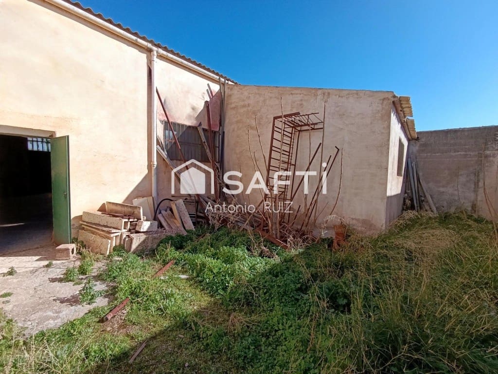 Local Commercial à vendre à Jodar - 310 000 € (Ref: 9595461)