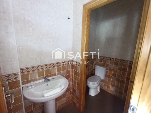 Local Commercial à vendre à Ubeda - 59 000 € (Ref: 9595462)