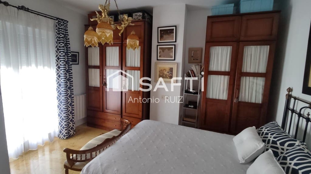 4 makuuhuone Huvila myytävänä paikassa Ubeda - 345 000 € (Ref: 9595464)