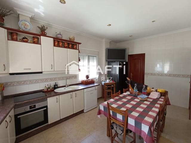 4 soverom Rekkehus til salgs i Quesada med garasje - € 270 000 (Ref: 9595469)