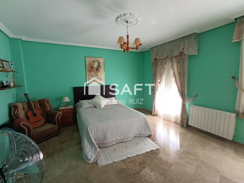 4 soverom Rekkehus til salgs i Quesada med garasje - € 270 000 (Ref: 9595469)