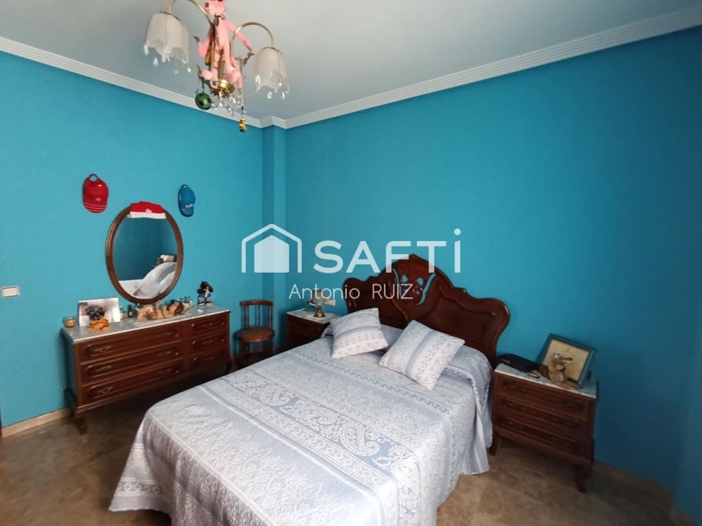 4 soverom Rekkehus til salgs i Quesada med garasje - € 270 000 (Ref: 9595469)