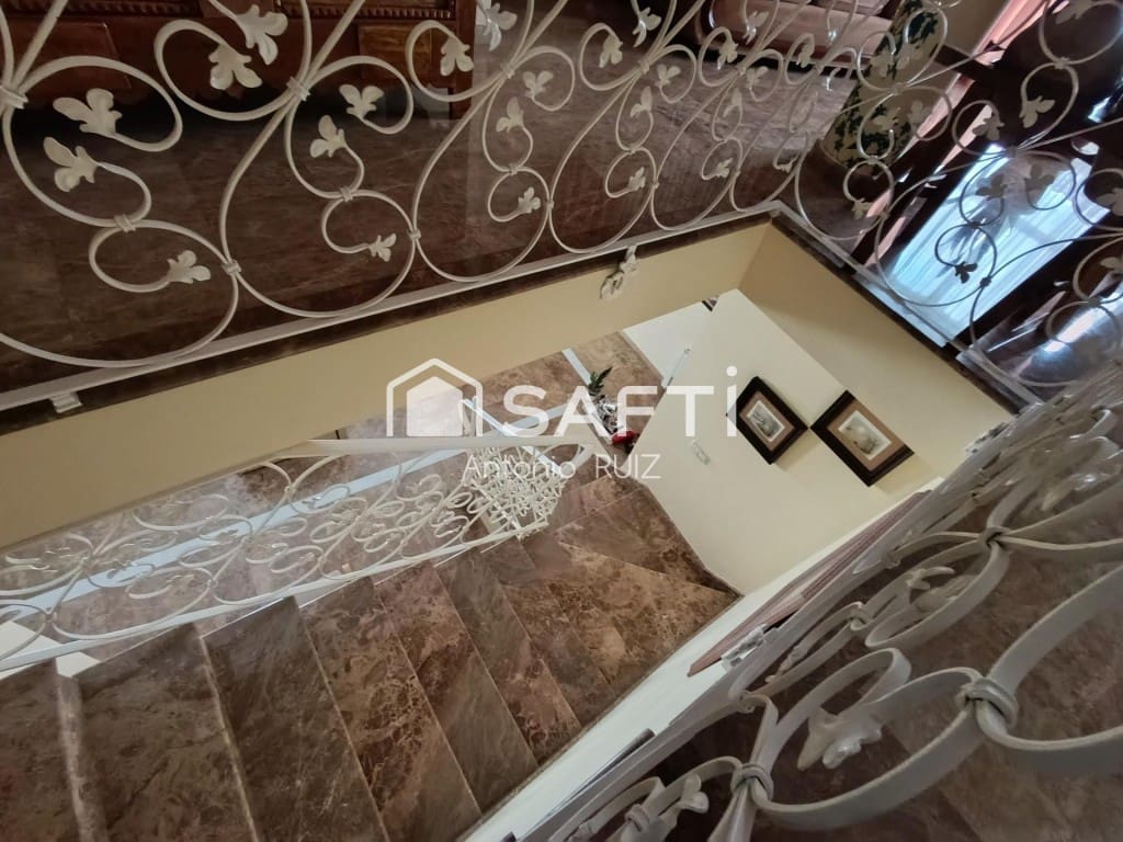 4 soverom Rekkehus til salgs i Quesada med garasje - € 270 000 (Ref: 9595469)