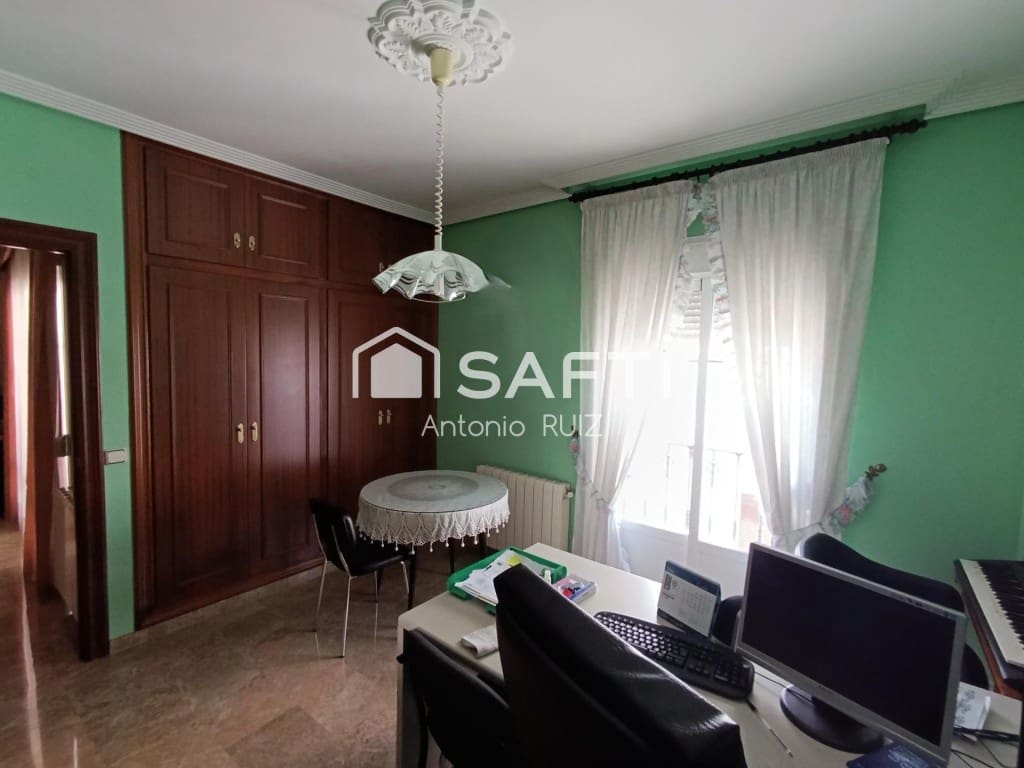 4 soverom Rekkehus til salgs i Quesada med garasje - € 270 000 (Ref: 9595469)